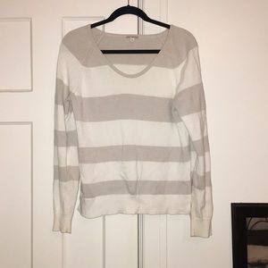 Gap Sweater